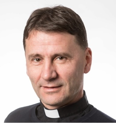 Kirkkoherra Olli-Pekka Silfverhuth.