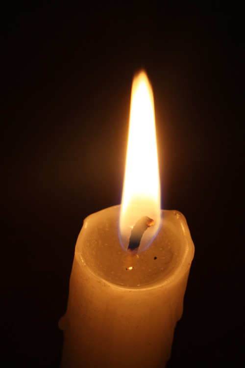 candle_M.jpg