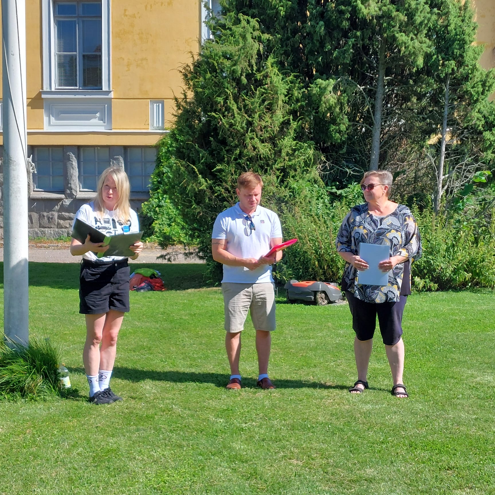 ElinaVanhatalo_KuvaAnnikaHakkarainen.jpg