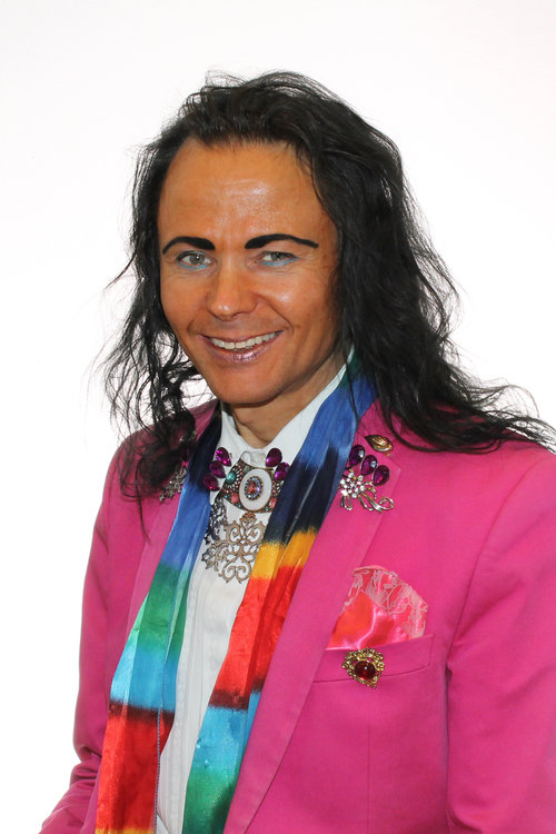 harri_10x15_L.jpg